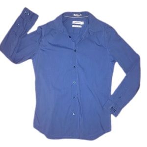 Calvin Klein Button down dress shirt 👔